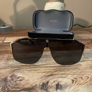 Gucci GG0291s
